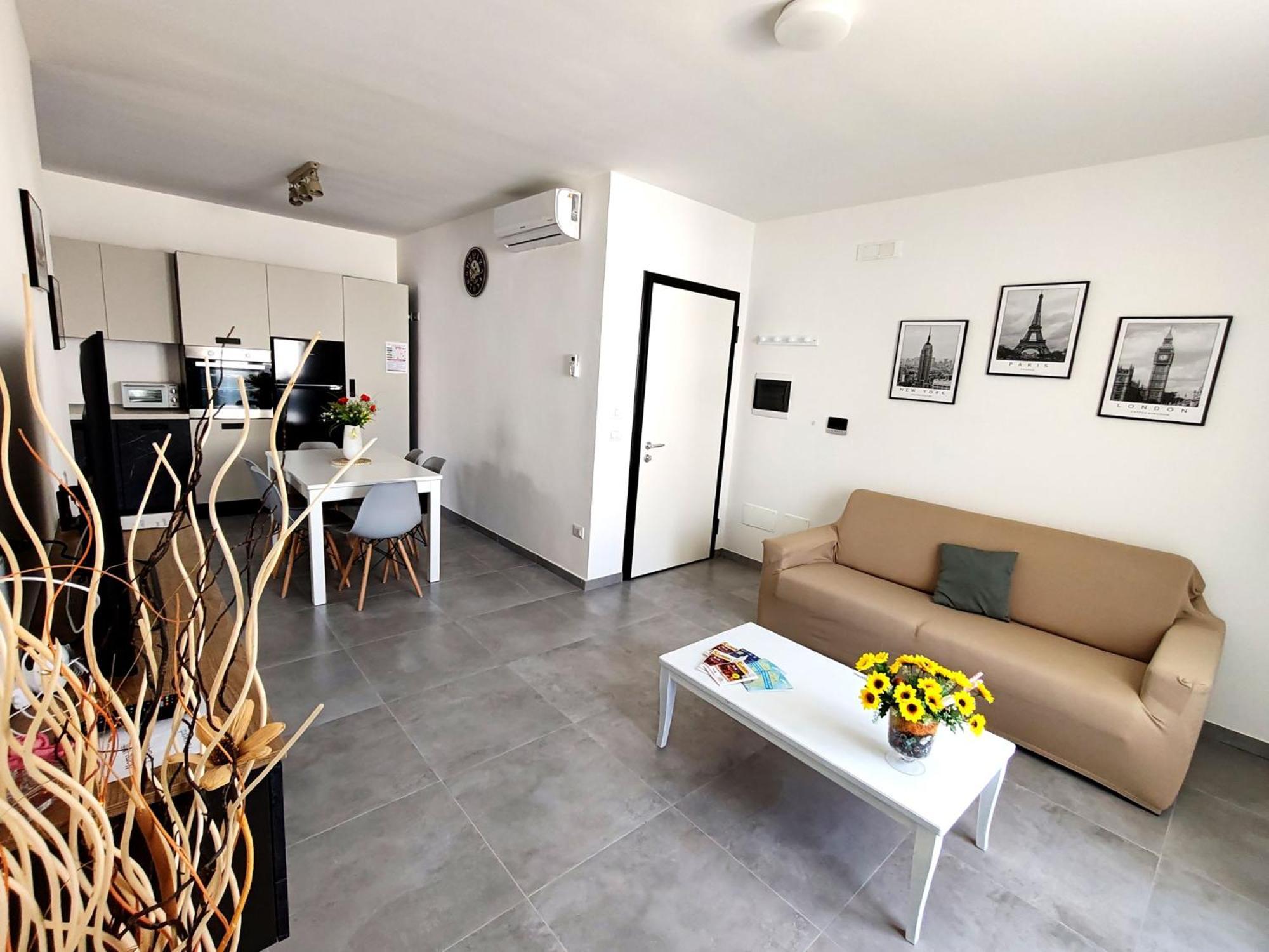 La Dama Di Loto Apartment Lecce Exterior foto